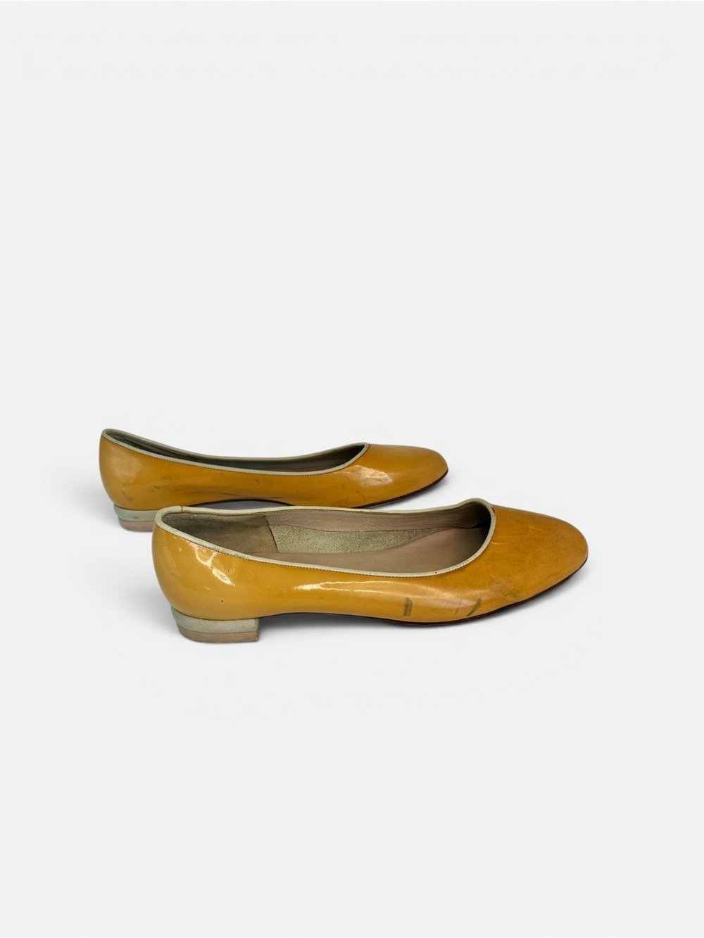 Salvatore Ferragamo Mustard Yellow Patent Leather Ballet Flats - Picture 2 of 5